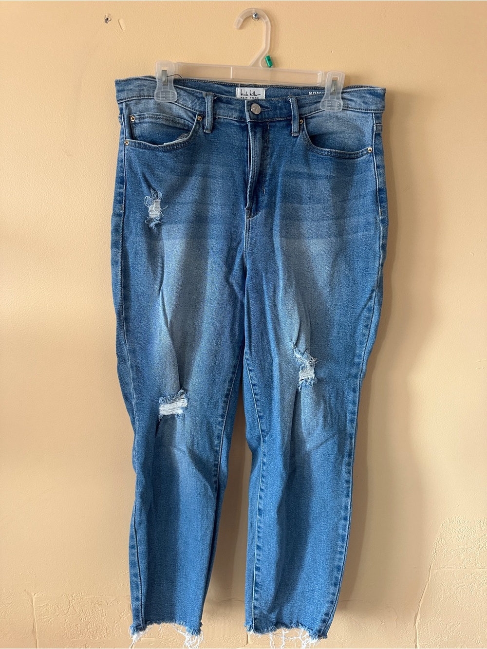 Nicole Miller Super High Rise Distressed Jeans | Size 12
